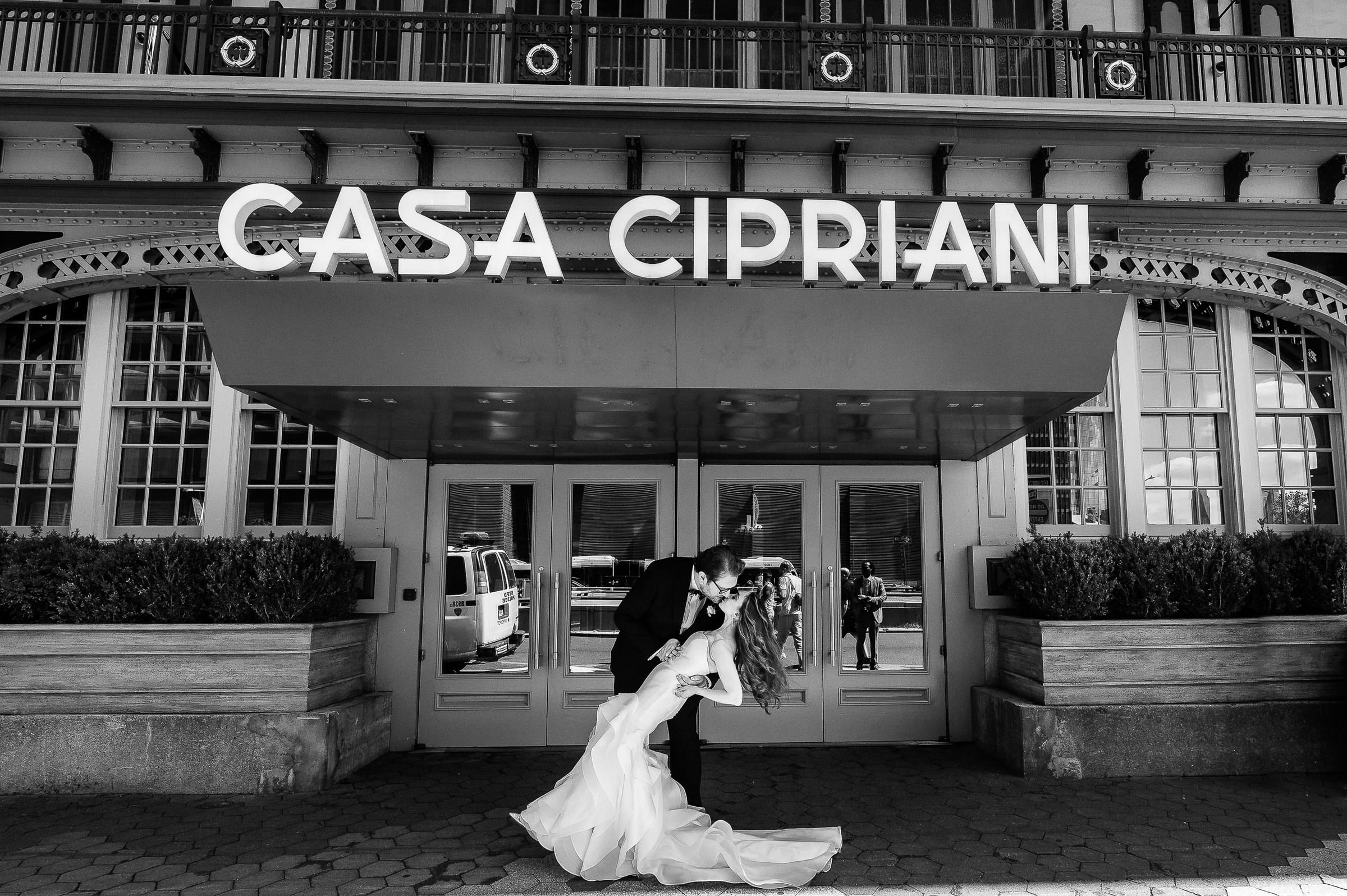 Ali & Matt at Casa Cipriani, New York — photograph 8
